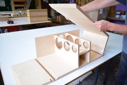 Illuminator-Center 19